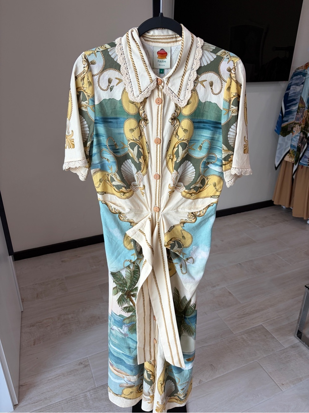 Farm Rio: Off-White Royal Sea Collared Midi
Dress - Picture 4 of 13